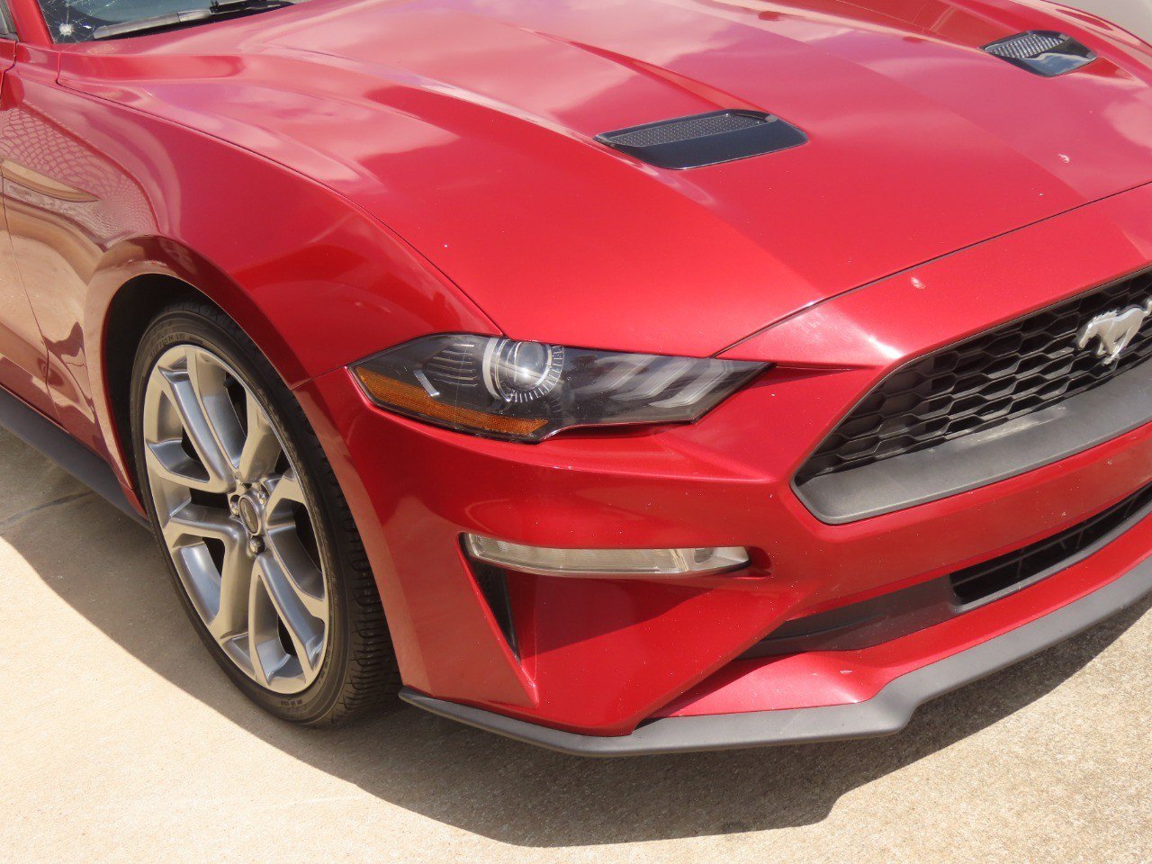 Used 2020 Ford Mustang Premium w/ Equipment Group 201A RWD image 6