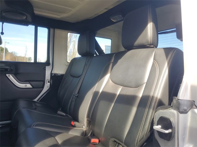 Used 2014 Jeep Wrangler Unlimited Sahara w/ Max Tow Package image 12