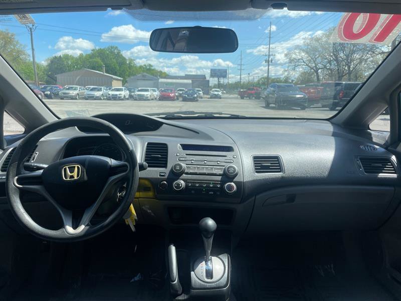 Used 2010 Honda Civic DX-VP image 9