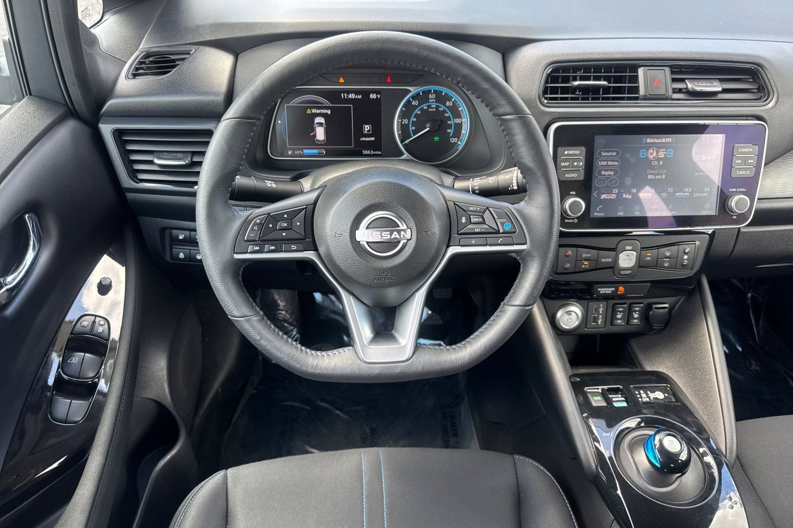 Used 2024 Nissan Leaf SV Plus FWD image 17