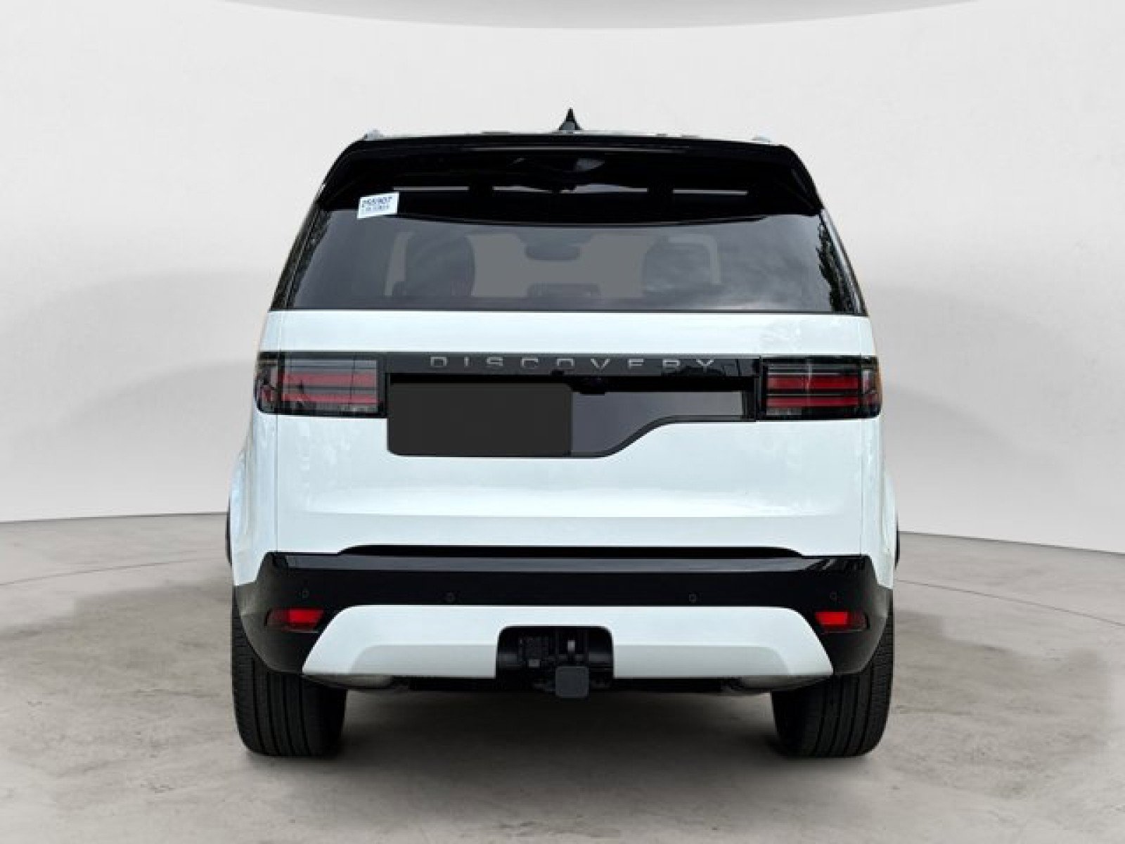 New 2025 Land Rover Discovery Dynamic SE image 5