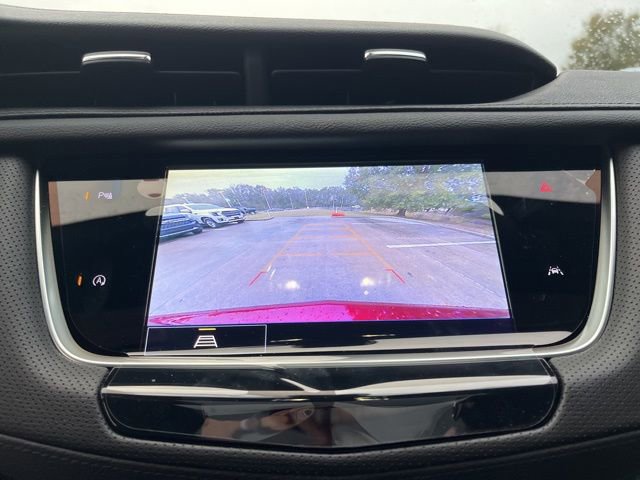 New 2025 Cadillac XT6 Luxury image 25