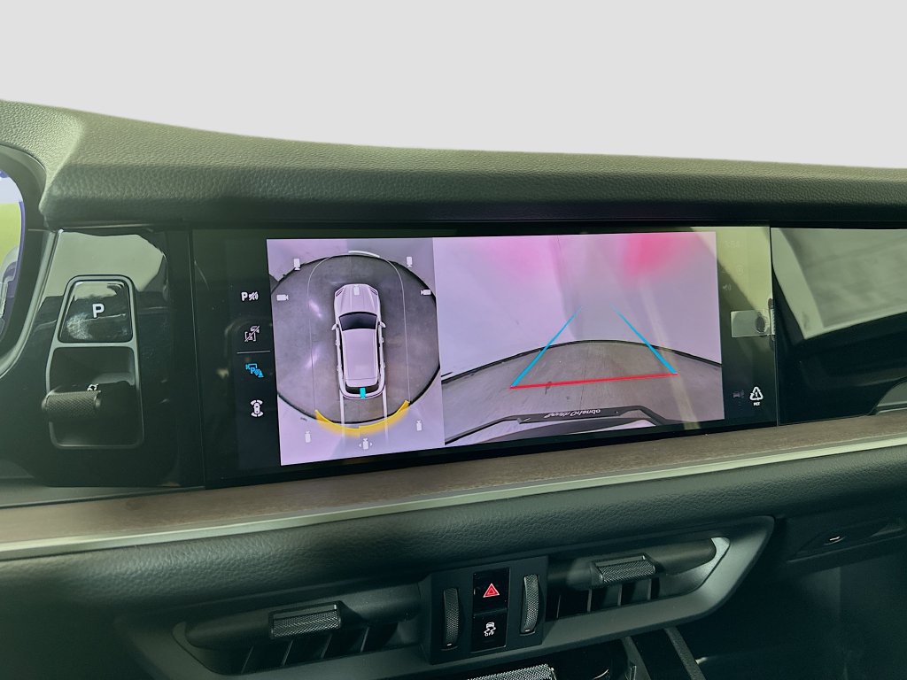 New 2026 Porsche Cayenne AWD/4WD image 17