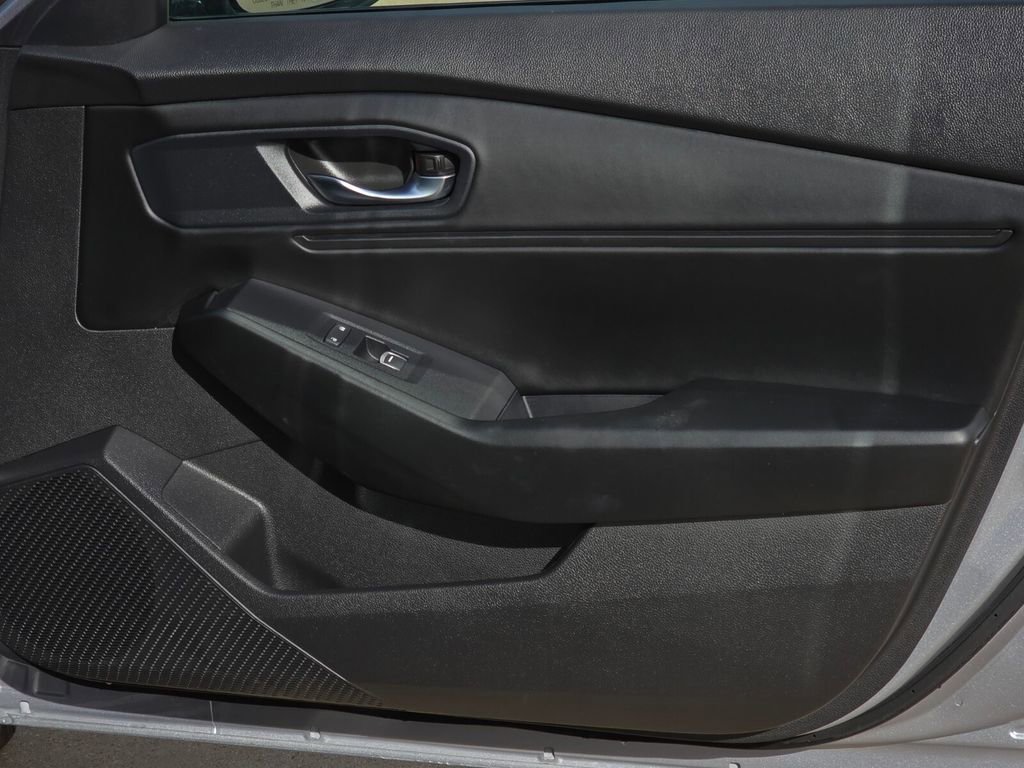 Used 2023 Honda Accord EX image 33