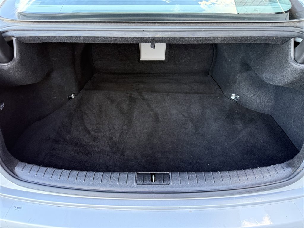 Used 2017 Genesis G80 3.8 w/ Option Group 03 image 37