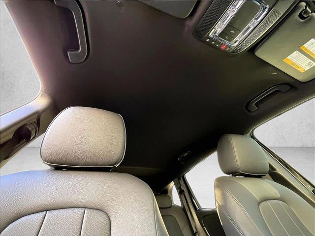 Used 2025 Mercedes-Benz GLB 250 image 17