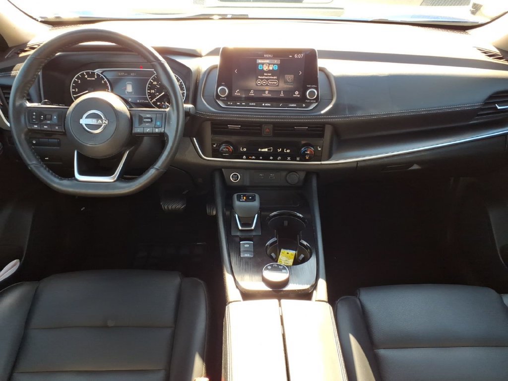 Used 2023 Nissan Rogue SV w/ SV Premium B Package AWD/4WD image 16