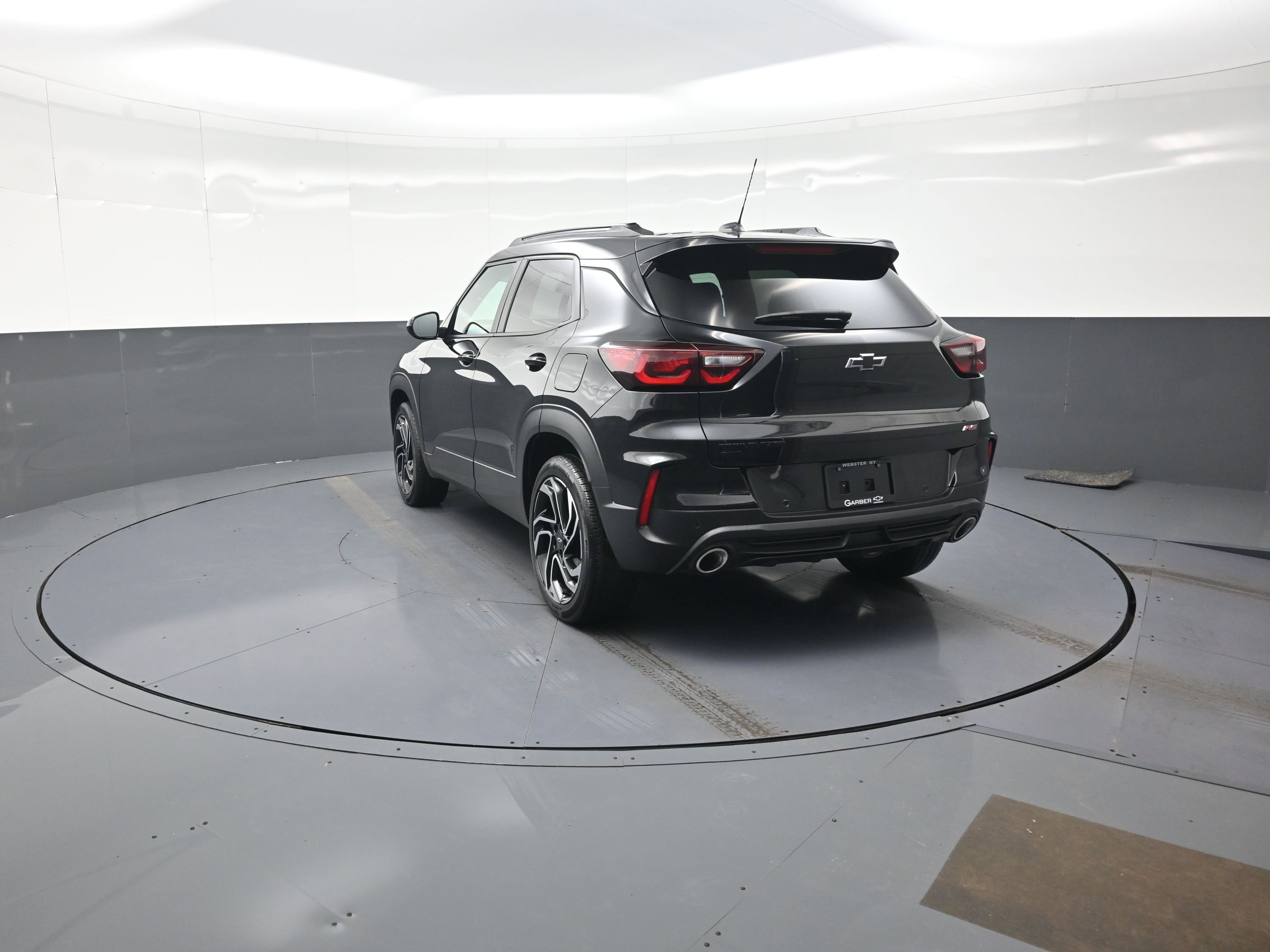 Used 2024 Chevrolet TrailBlazer RS w/ Convenience Package image 5