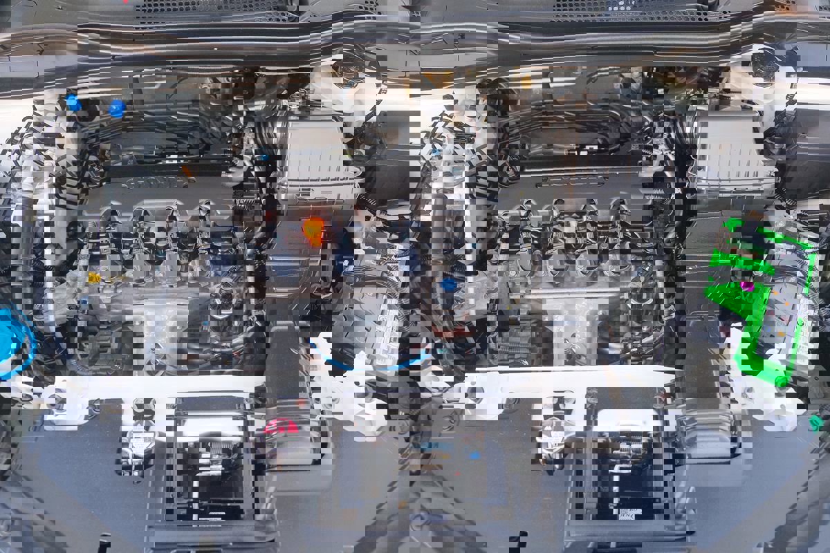 Used 2017 Honda HR-V LX image 9