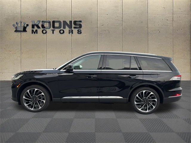 New 2025 Lincoln Aviator Reserve w/ Illumination Package video 2