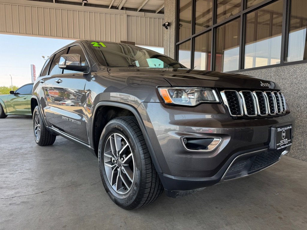 Used 2021 Jeep Grand Cherokee Limited w/ Luxury Group II image 42