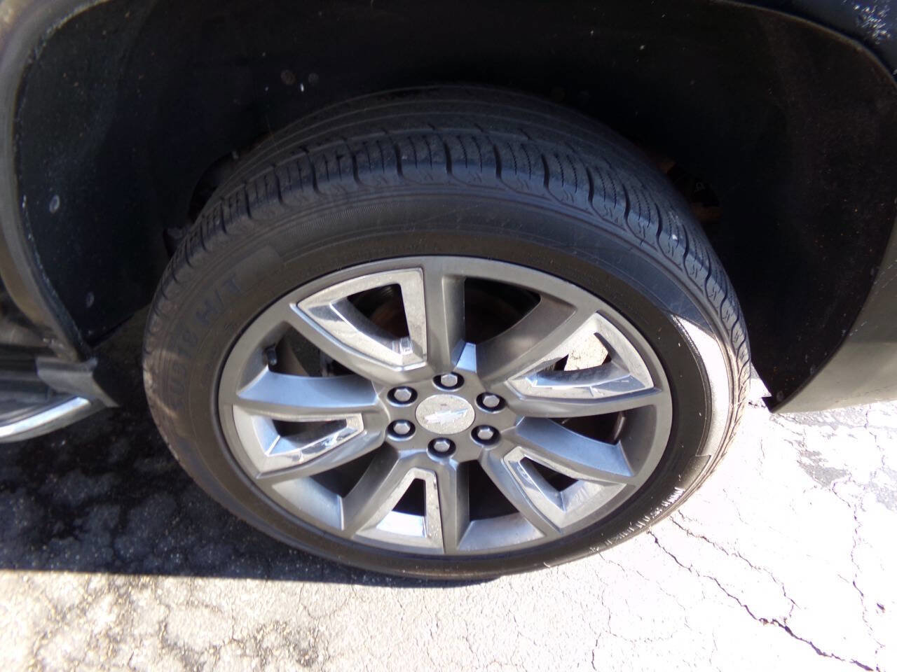 Used 2015 Chevrolet Tahoe LTZ image 7
