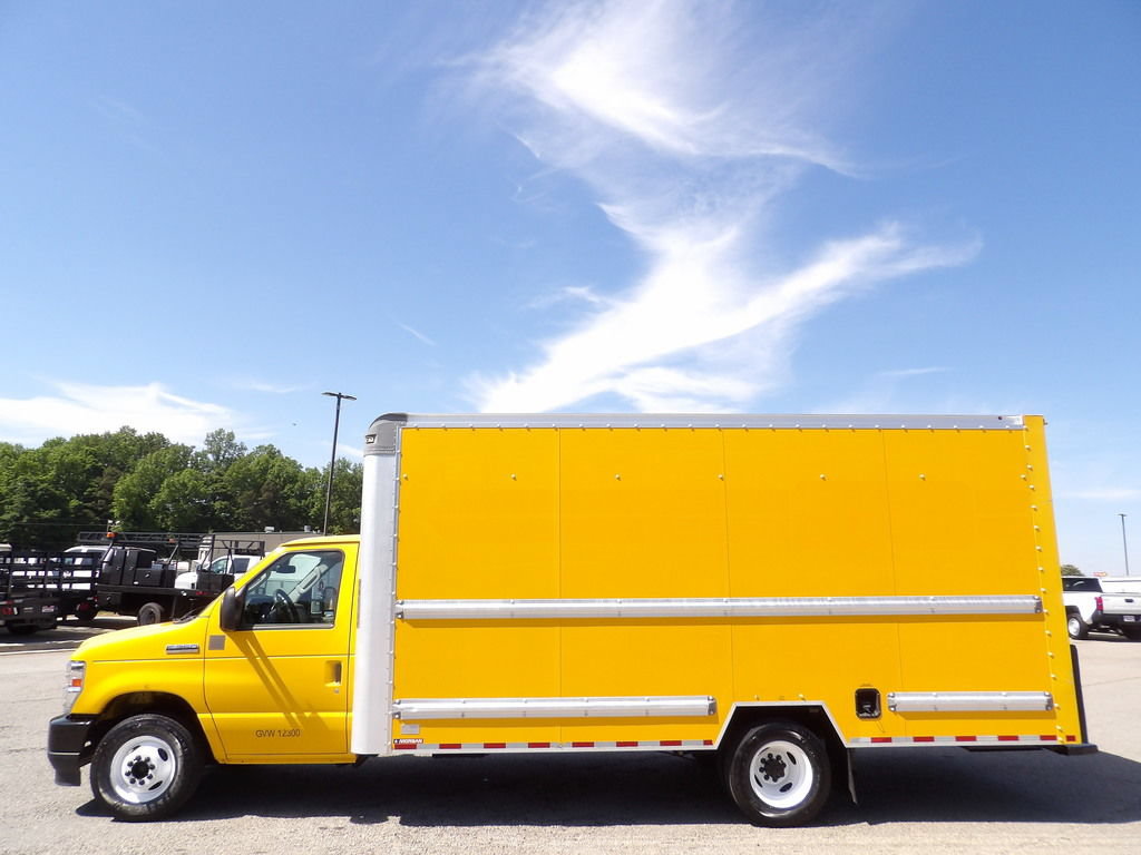 Used 2021 Ford E-350 and Econoline 350 Super Duty RWD image 51