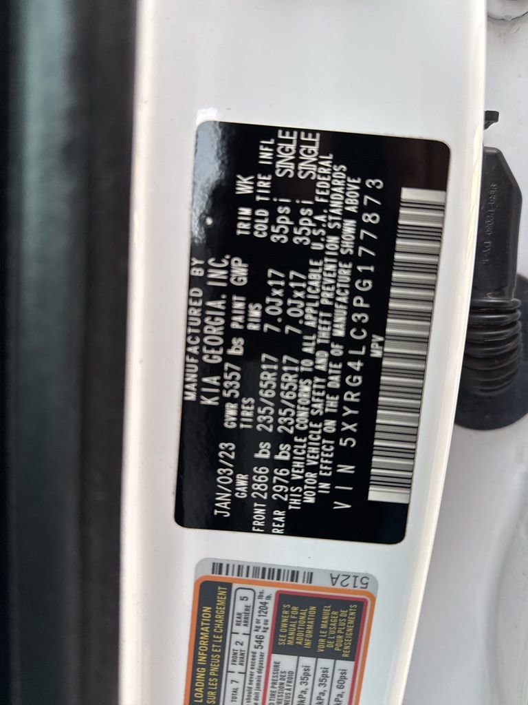 Used 2023 Kia Sorento LX image 32