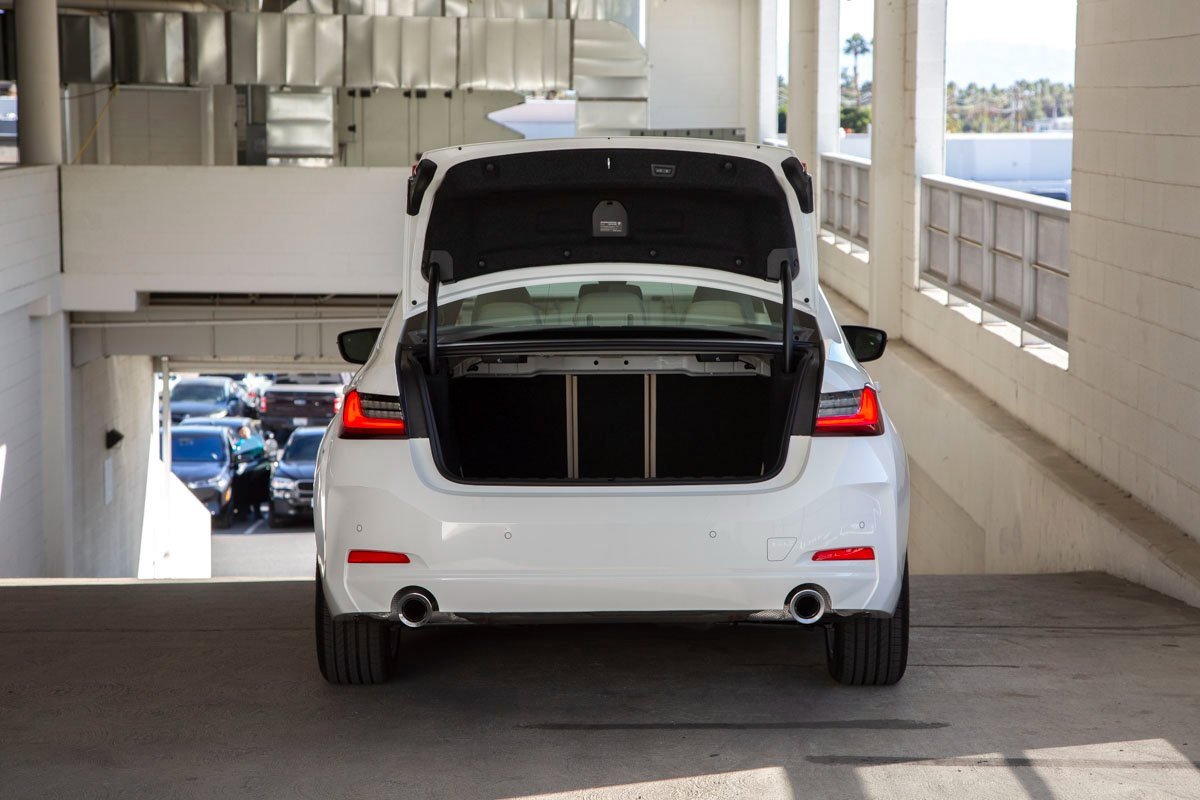 New 2026 BMW 330i Sedan image 21