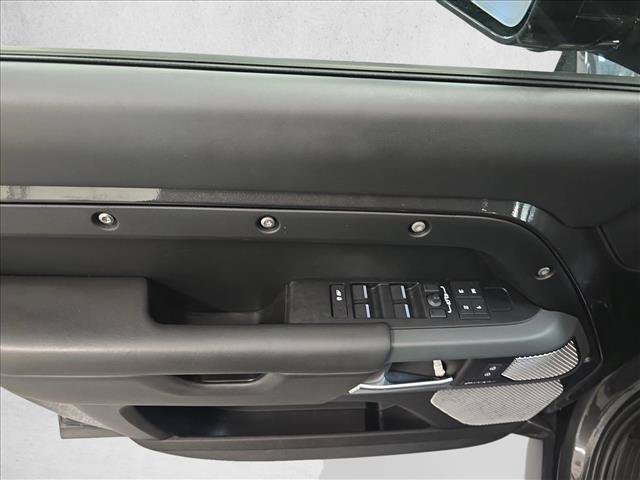 Certified 2024 Land Rover Defender 130 X AWD/4WD image 29