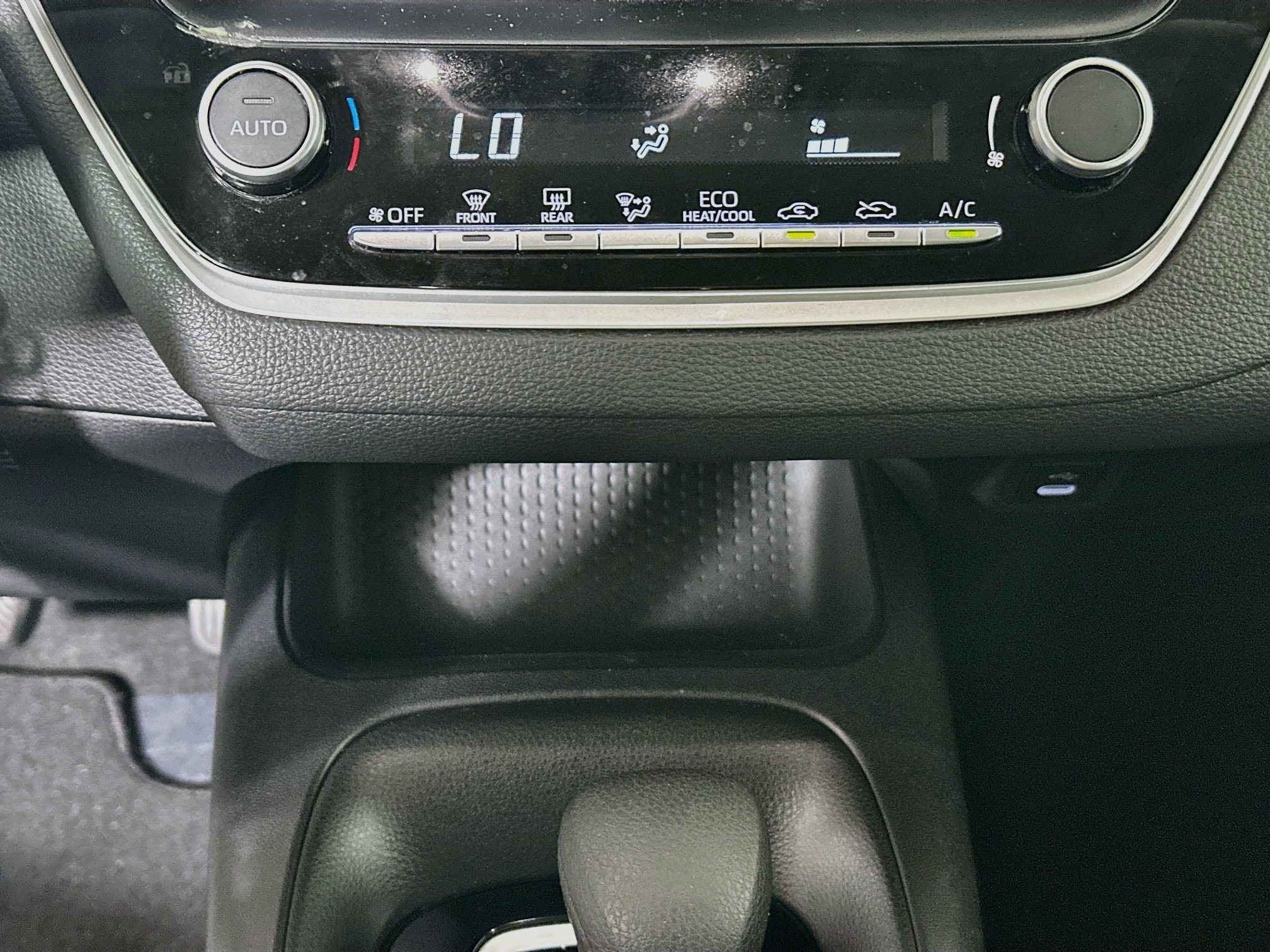 Used 2024 Toyota Corolla LE FWD image 22