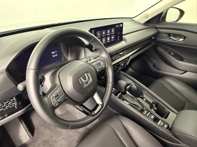 Used 2025 Honda Accord EX-L image 15