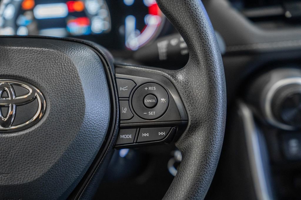 Used 2025 Toyota RAV4 LE image 25