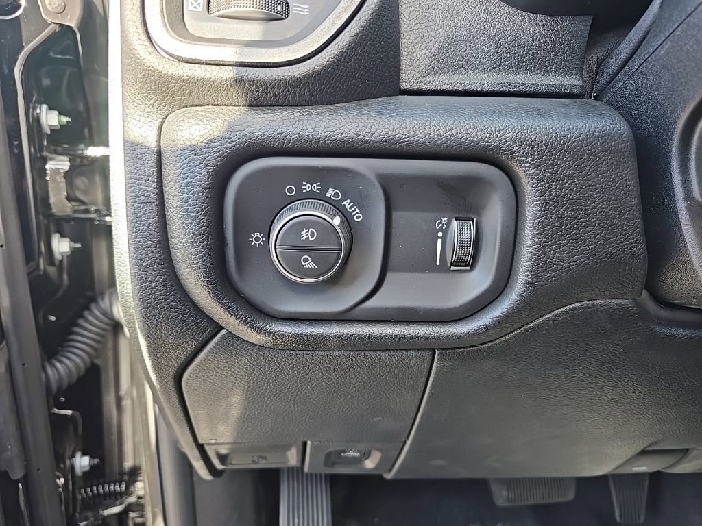 New 2026 RAM 3500 Tradesman image 21