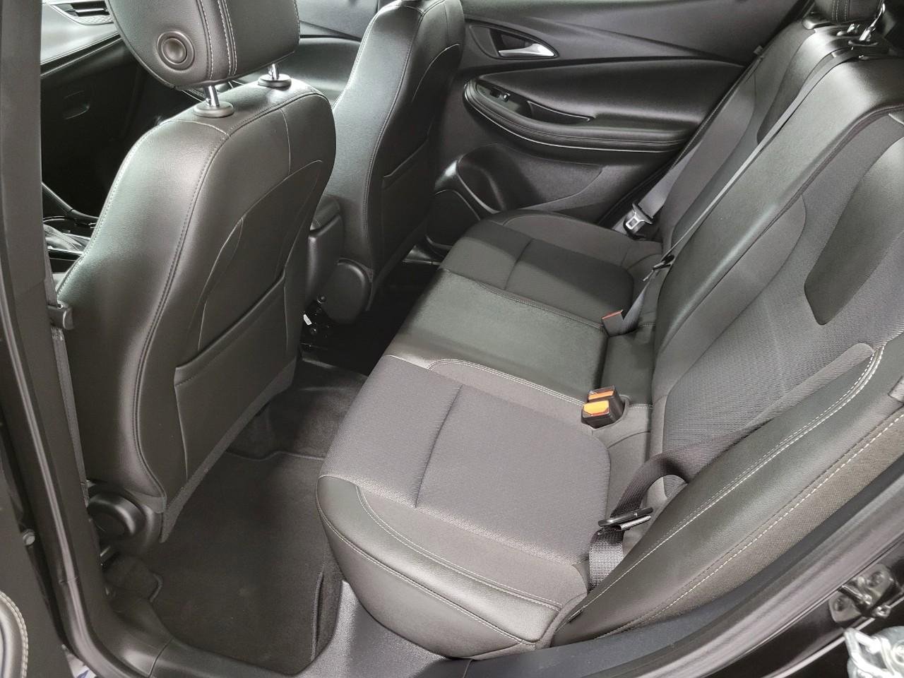 Used 2025 Buick Encore GX Preferred image 22