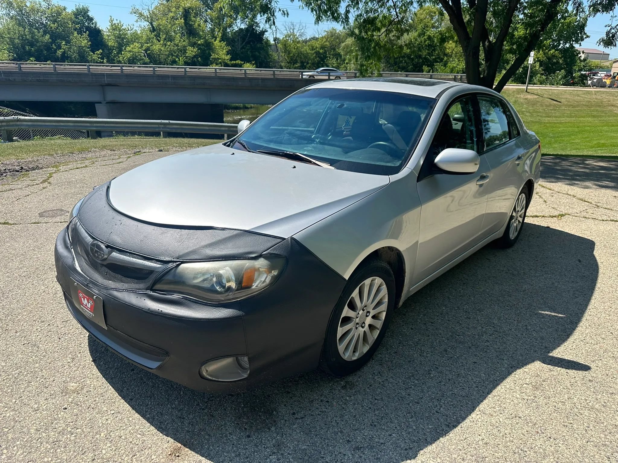 Used 2010 Subaru Impreza 2.5i Premium AWD/4WD image 2