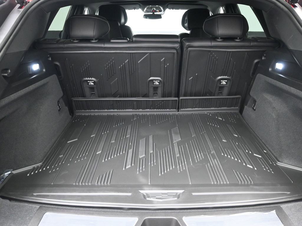 New 2026 Cadillac Lyriq Luxury image 18