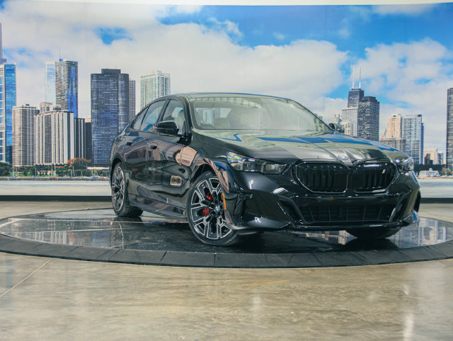New 2027 BMW i5 xDrive40 w/ M Sport Package AWD/4WD image 1