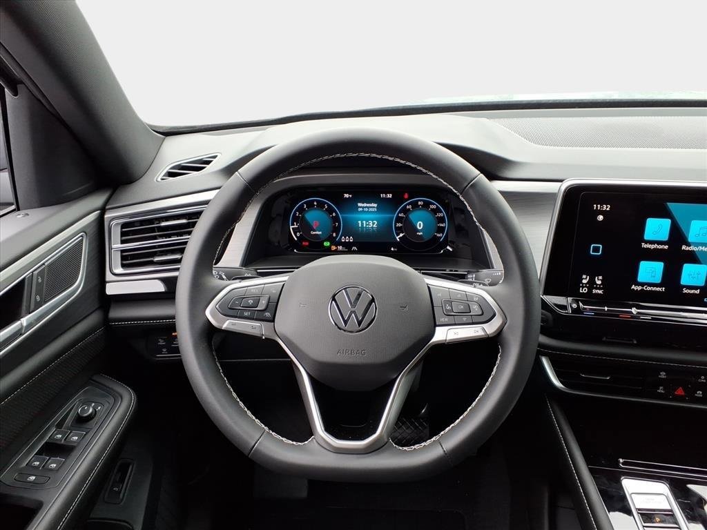 New 2026 Volkswagen Atlas Cross Sport SE image 15
