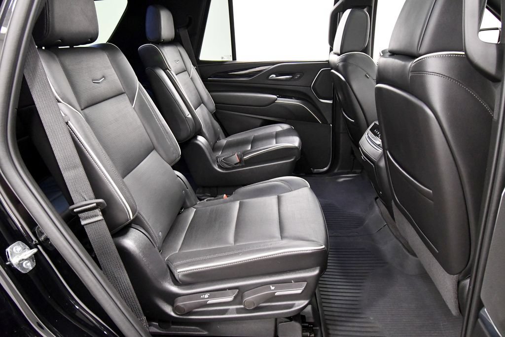 Used 2022 Cadillac Escalade Sport w/ Touring Package AWD/4WD image 19