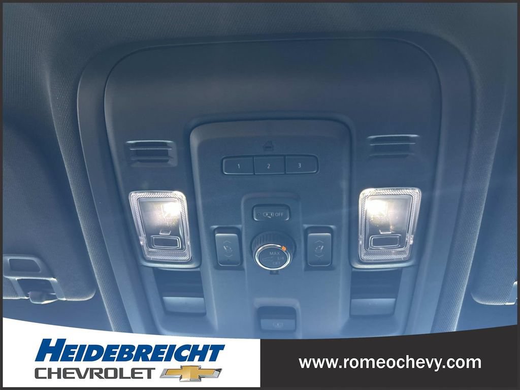 Used 2022 Chevrolet Tahoe LT w/ LT Signature Plus Package AWD/4WD image 28