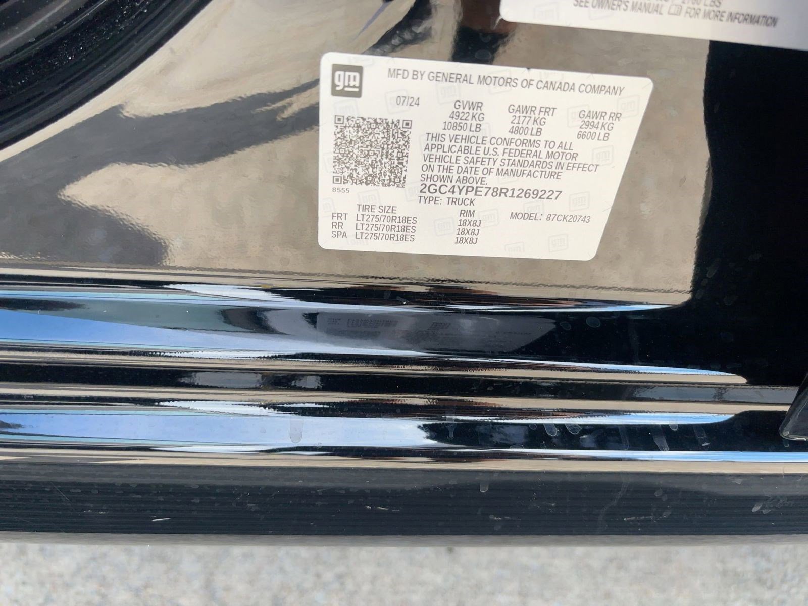 Used 2024 Chevrolet Silverado 2500 LTZ w/ LTZ Plus Package image 20