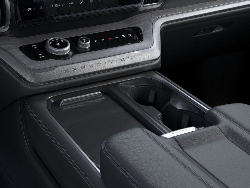 New 2026 Ford Expedition Platinum w/ Driver's Package image 15