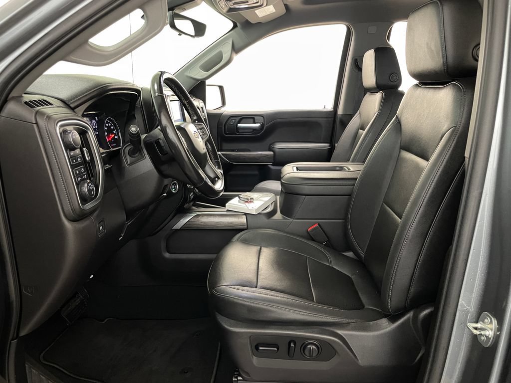 Certified 2021 Chevrolet Silverado 1500 LTZ w/ Technology Package AWD/4WD image 8