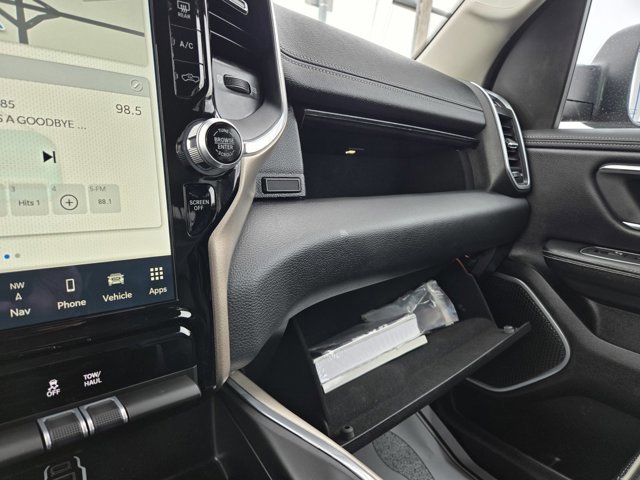 Used 2022 RAM 1500 Laramie image 17