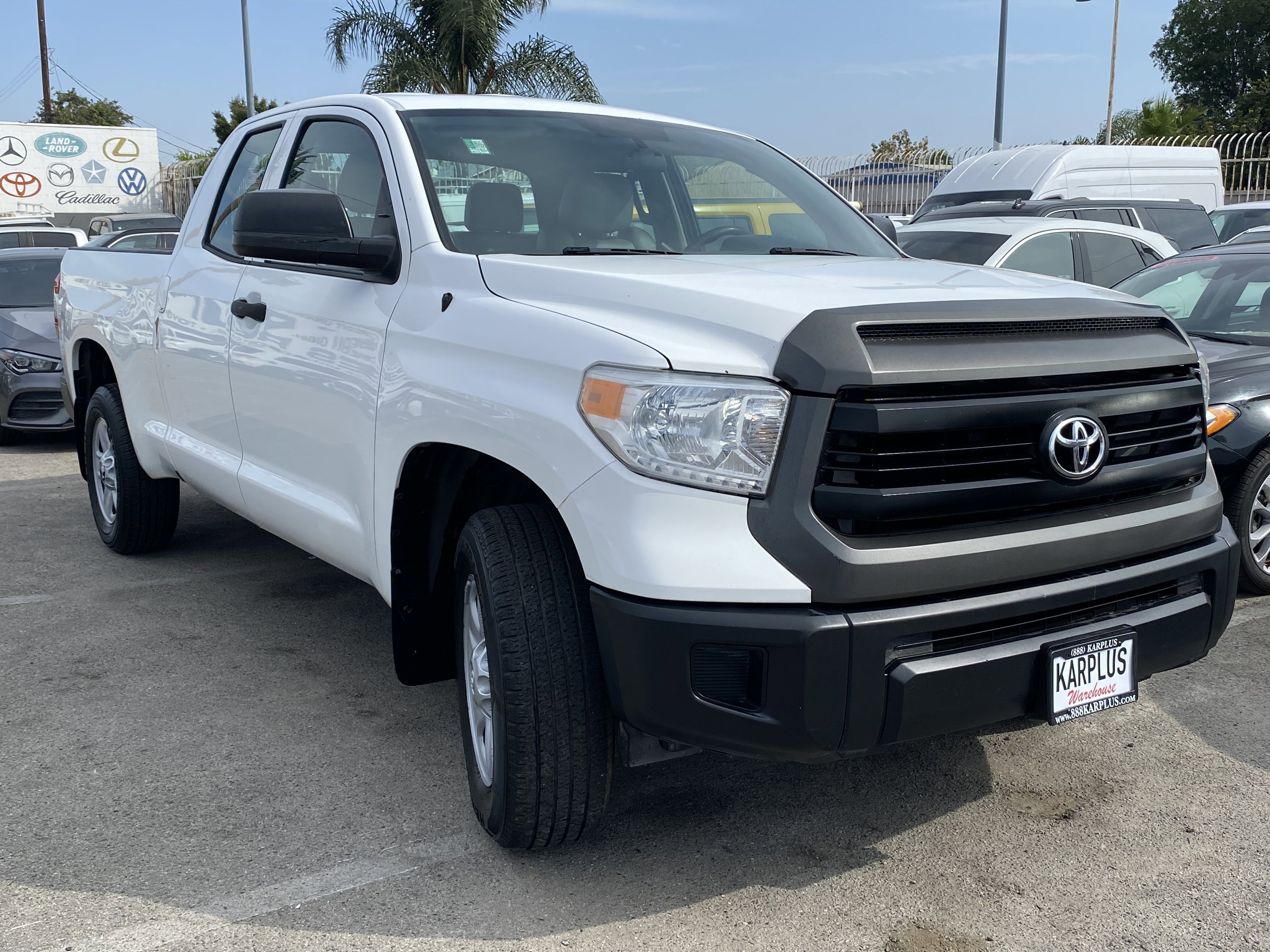 Used 2017 Toyota Tundra SR image 4