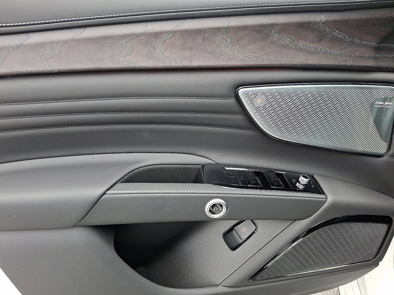 New 2026 Maserati Grecale Modena image 6