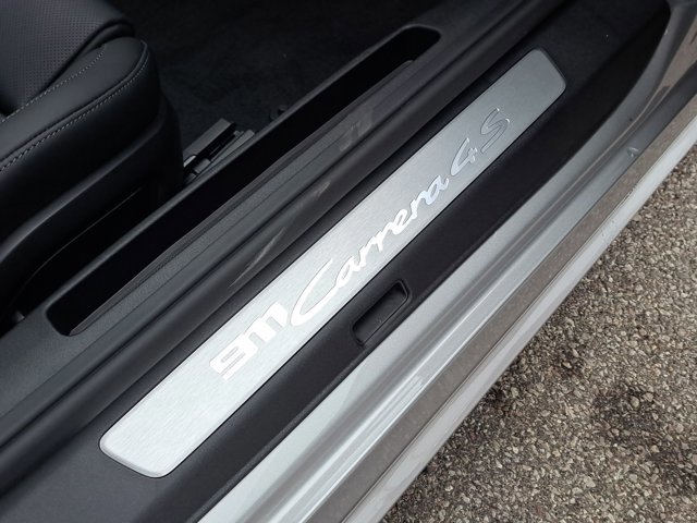 New 2026 Porsche 911 Carrera 4S image 19
