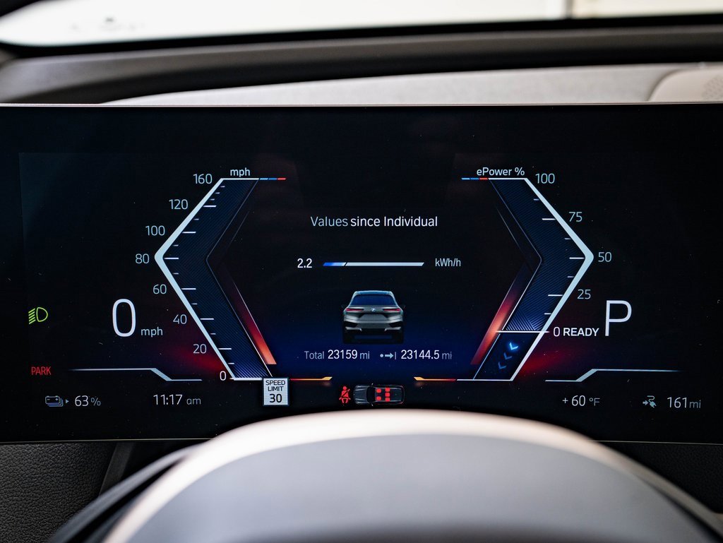 Used 2023 BMW iX M60 image 27