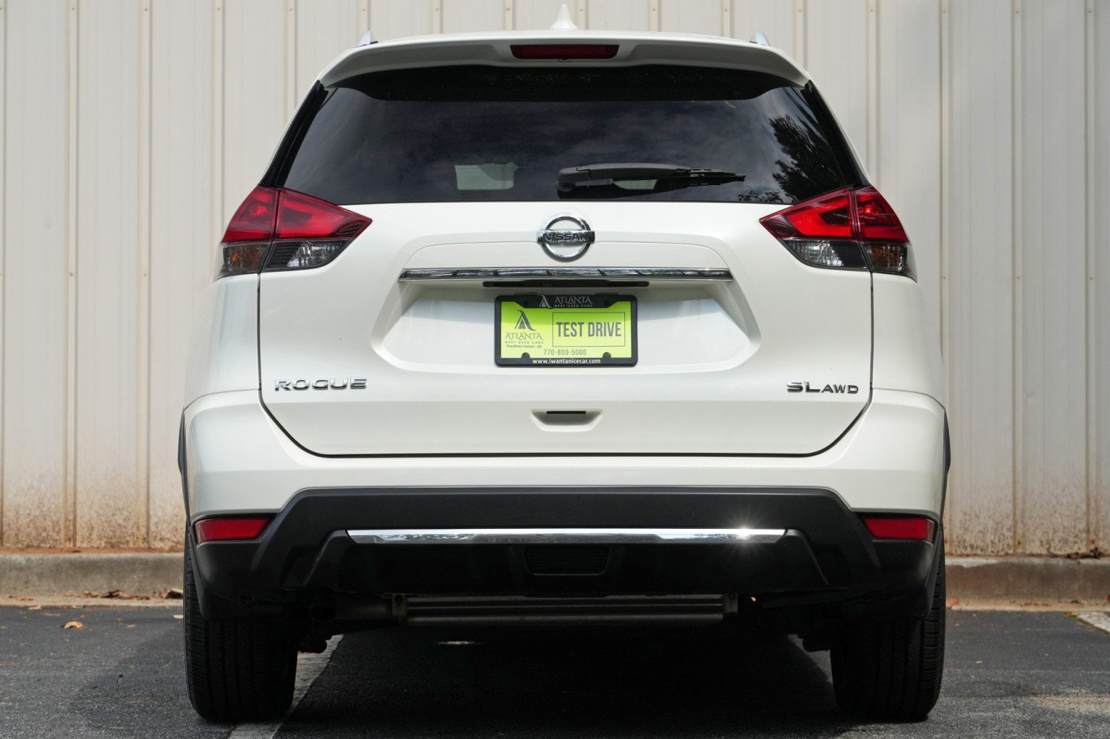 Used 2018 Nissan Rogue SL w/ Premium Package AWD/4WD image 10