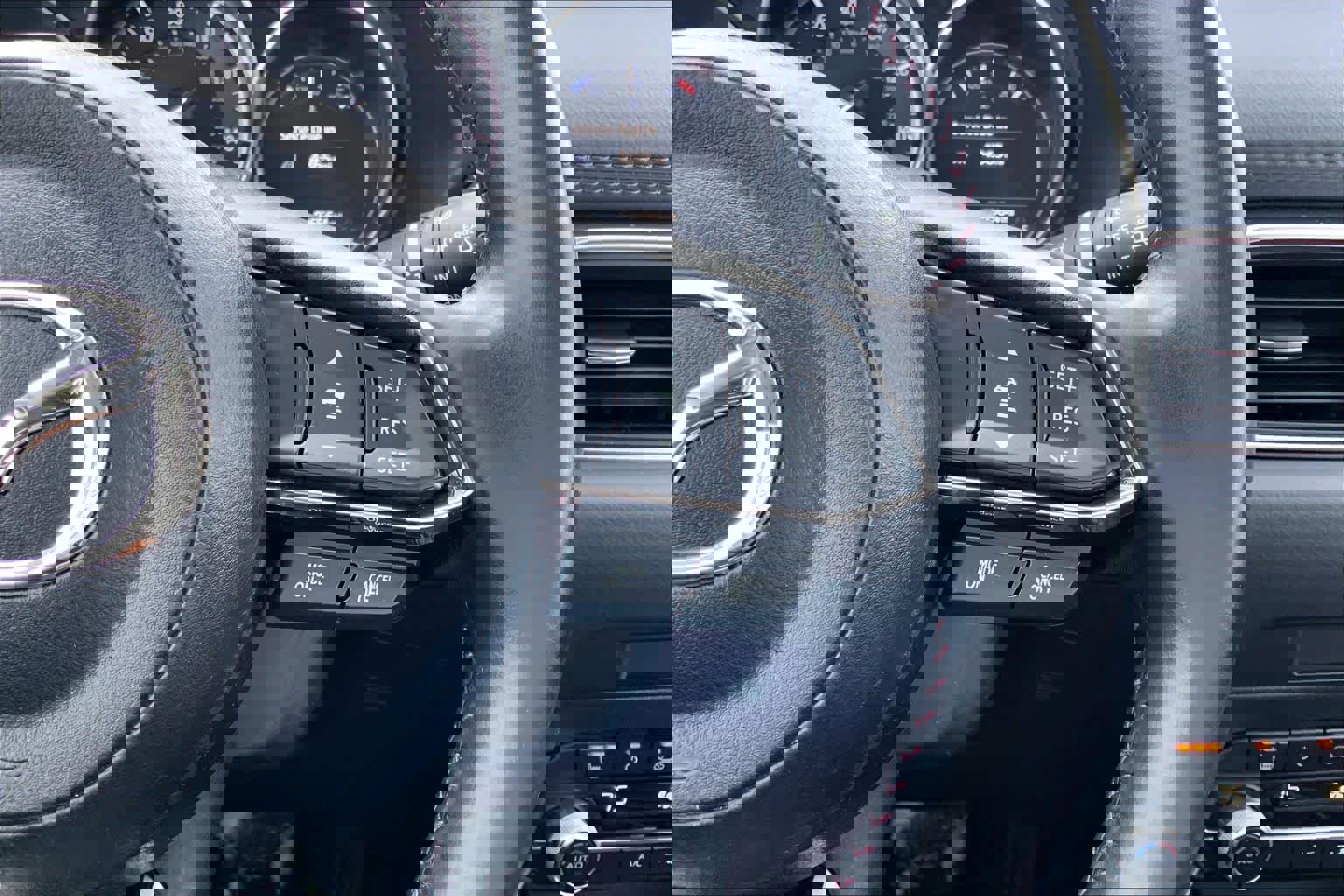 Used 2023 MAZDA CX-5 Carbon Edition image 25