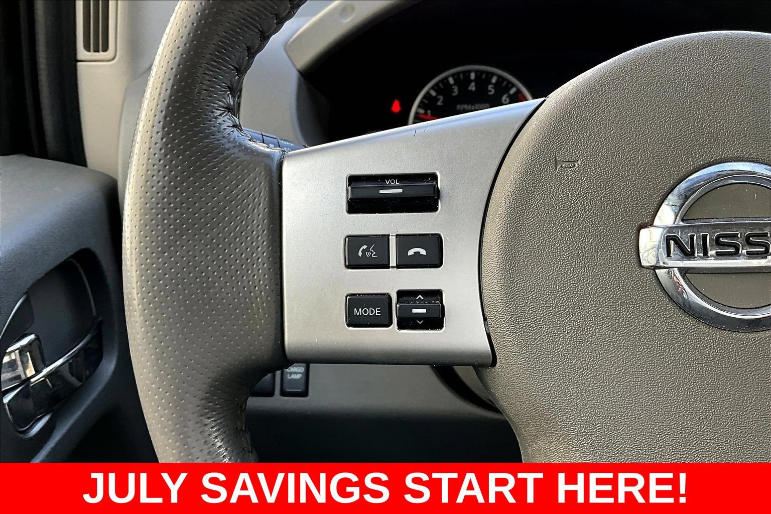 Used 2019 Nissan Frontier SL RWD image 13