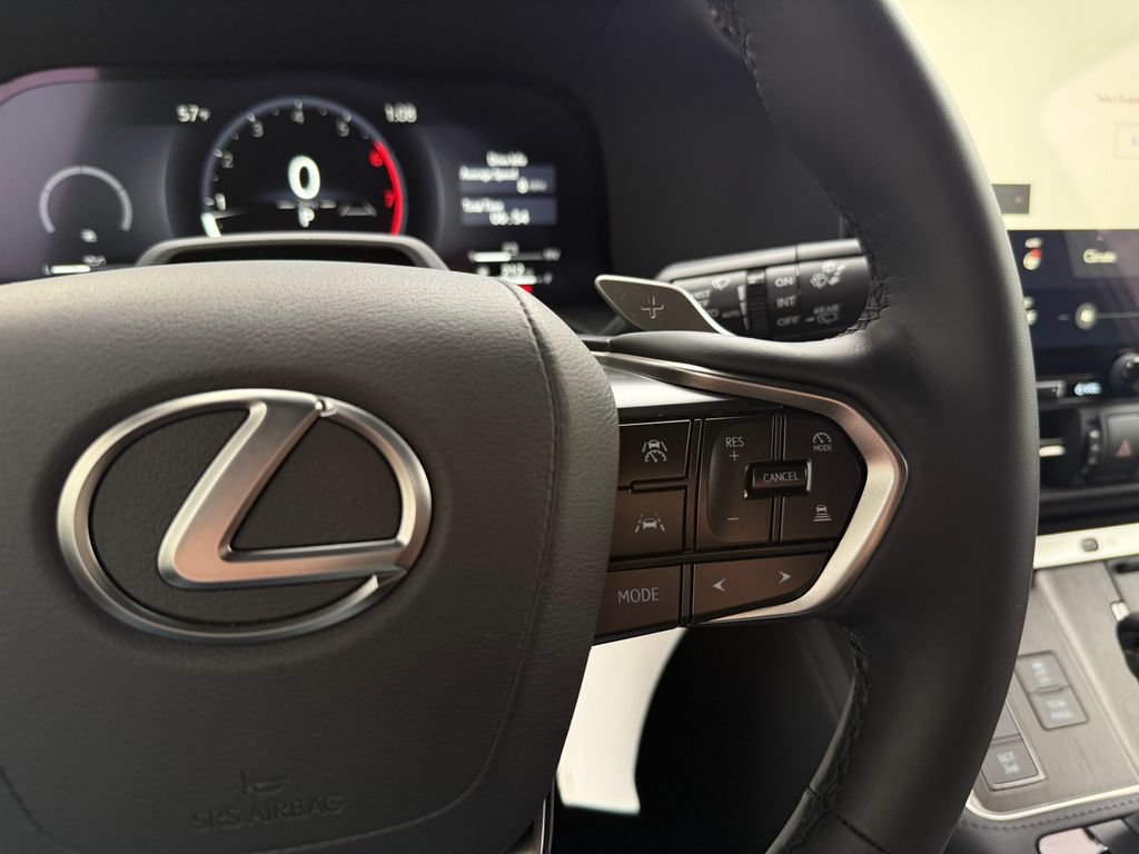 Used 2026 Lexus GX 550 w/ Accessory Package (ZB) AWD/4WD image 44