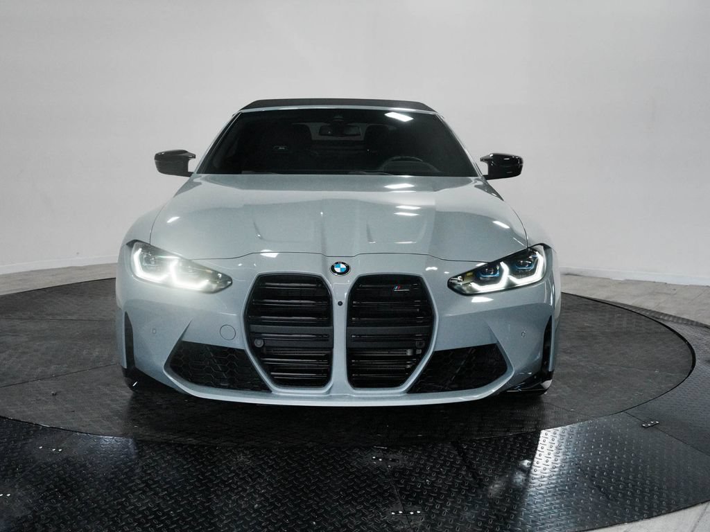 Used 2022 BMW M4 xDrive Competition w/ Executive Package AWD/4WD image 2