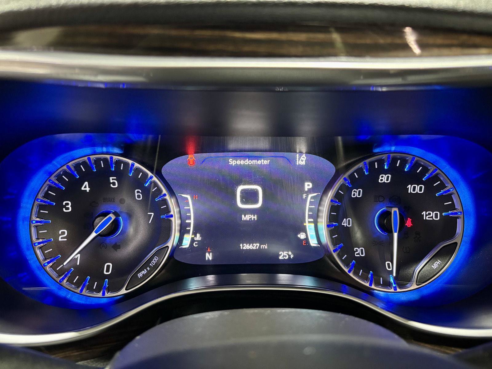 Used 2022 Chrysler Pacifica Limited image 26