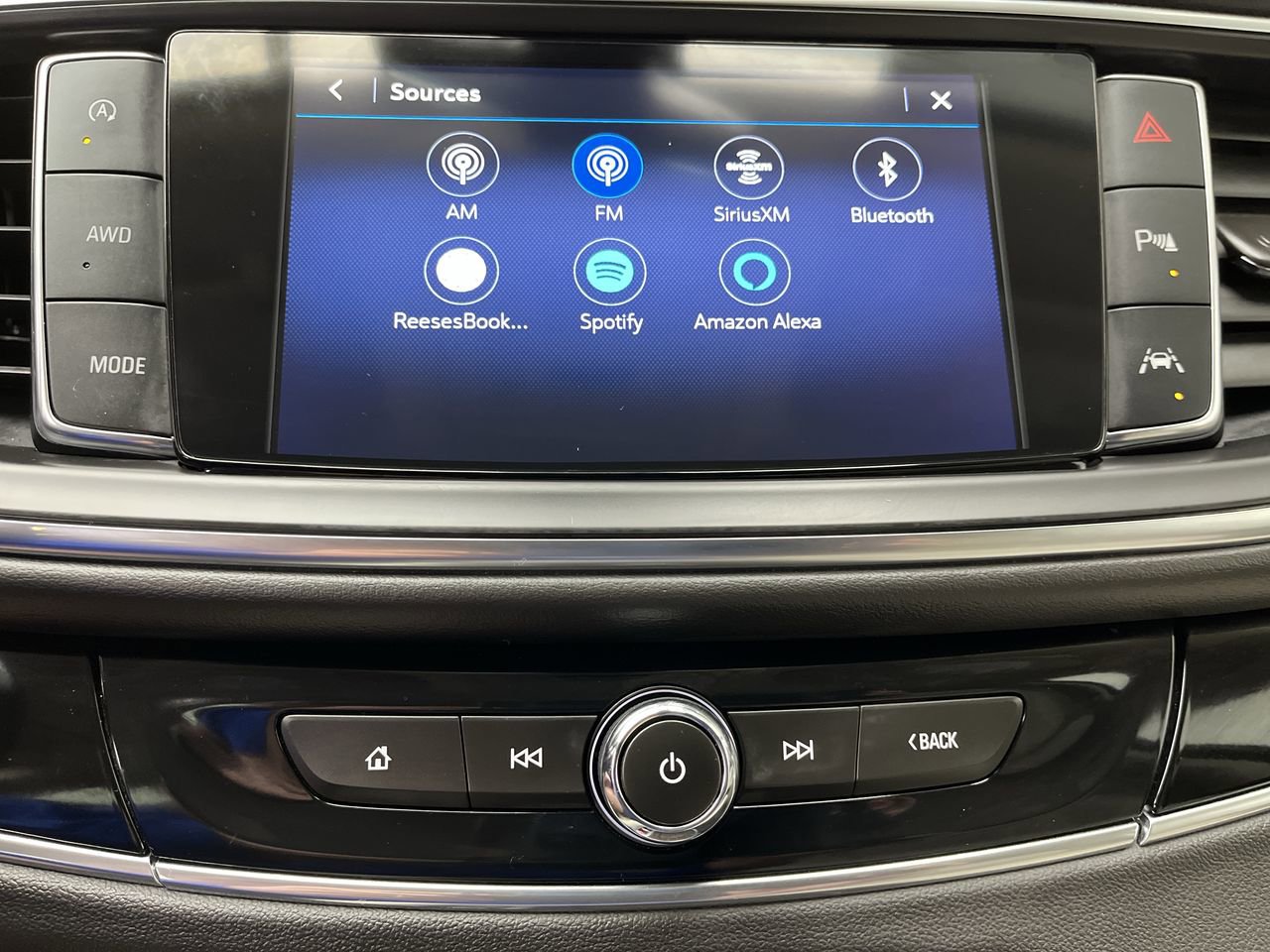 Certified 2023 Buick Enclave Avenir w/ Trailering Package, 5000 lbs. AWD/4WD image 22