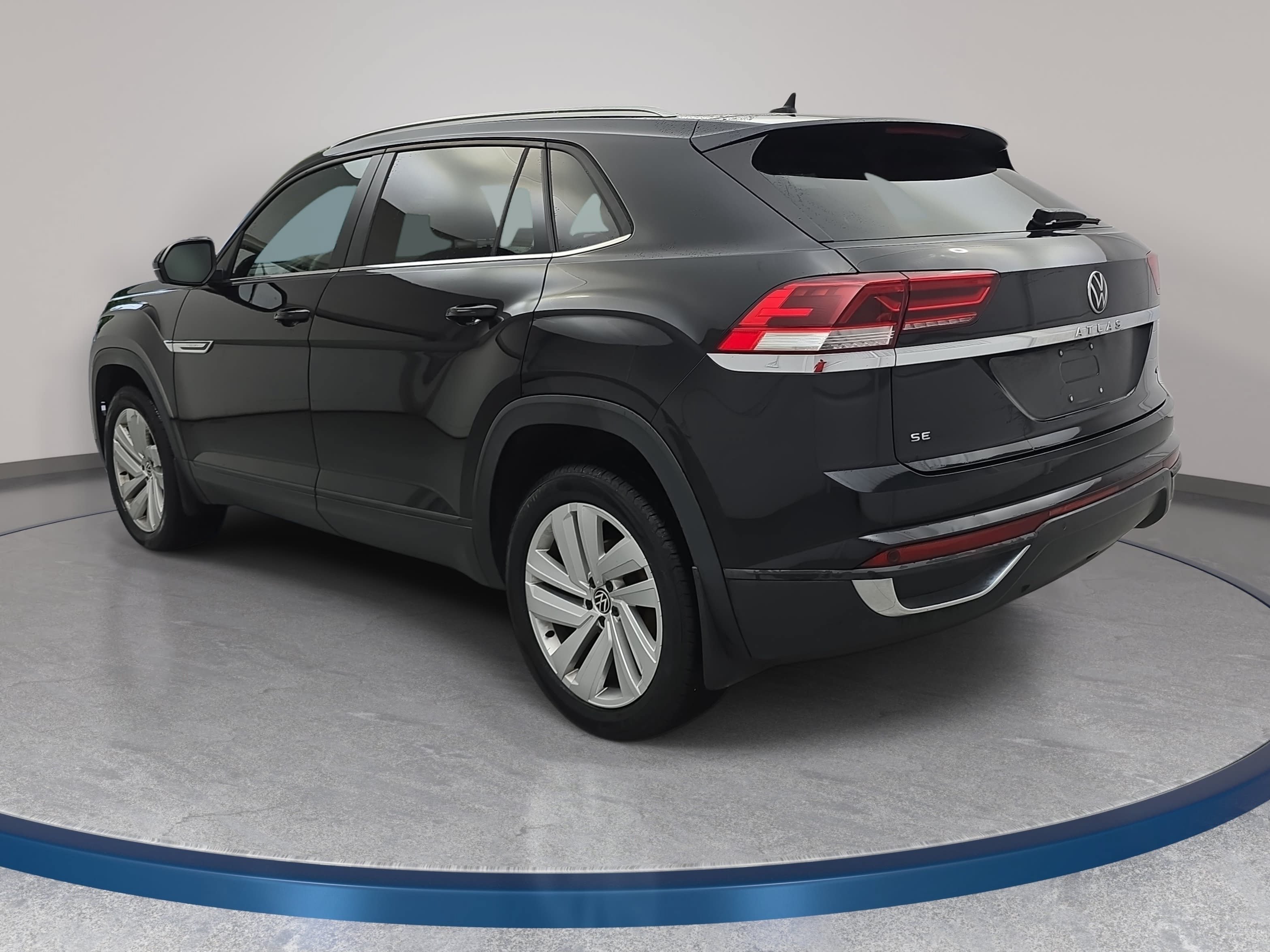 Used 2023 Volkswagen Atlas Cross Sport SE w/ Panoramic Sunroof Package AWD/4WD image 7