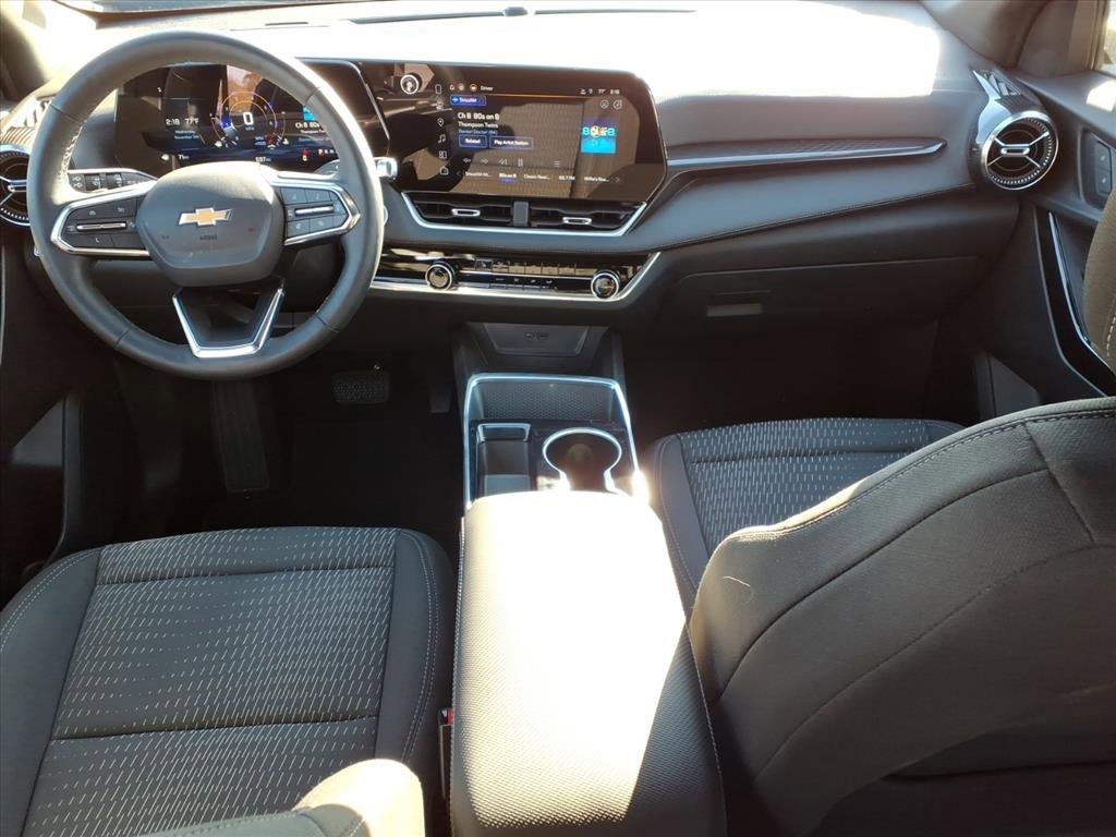 Used 2025 Chevrolet Equinox LT image 8