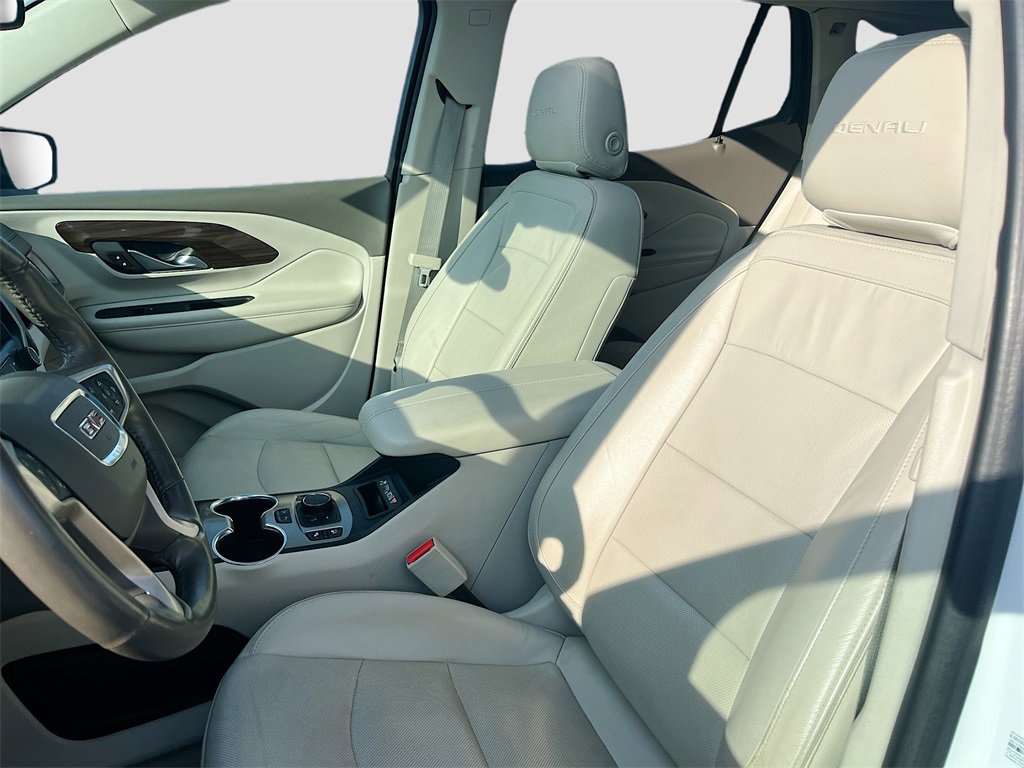Used 2020 GMC Terrain Denali w/ Denali Premium Package image 22