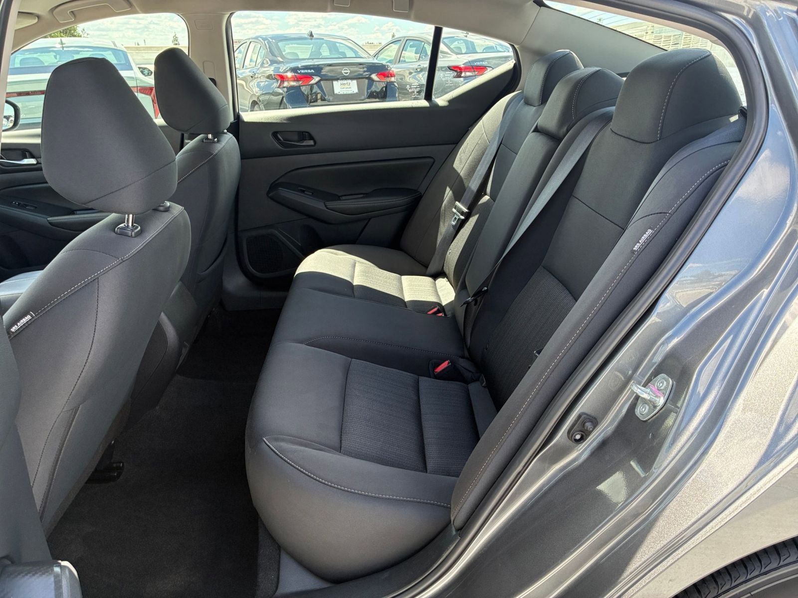Used 2025 Nissan Altima 2.5 SV FWD image 25